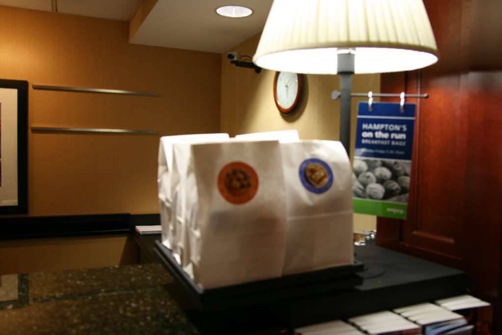 Hampton Inn Atlanta-Mall Of Georgia Buford Restaurant photo